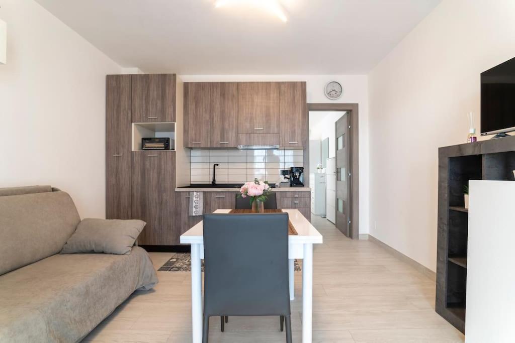 Appartamento Emma Con Piscina - Vista Mare"Tenuta Croce" ساليرنو المظهر الخارجي الصورة