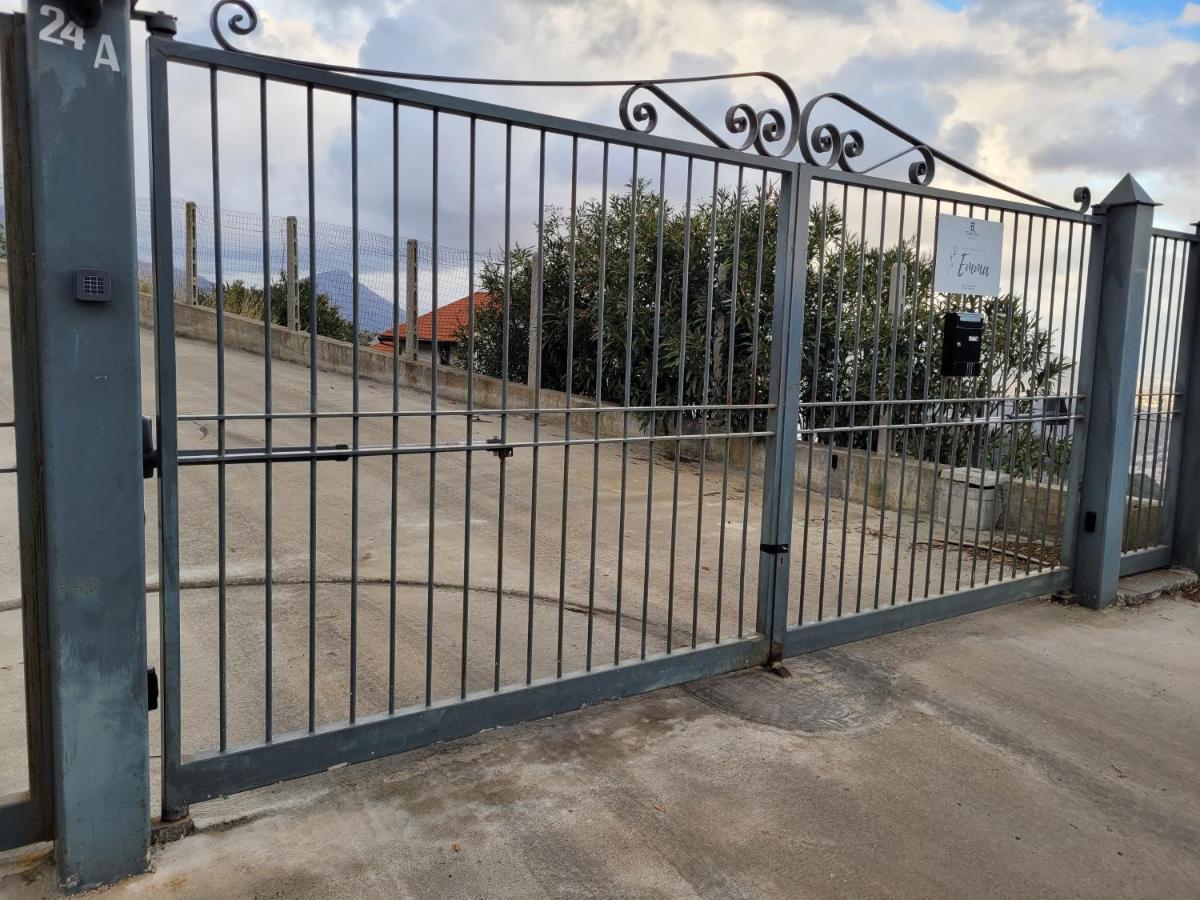 Appartamento Emma Con Piscina - Vista Mare"Tenuta Croce" ساليرنو المظهر الخارجي الصورة